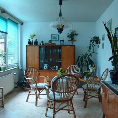 Uns Oellernhuus By Interhome